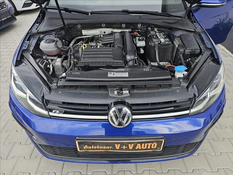 Volkswagen Golf VII 1,4TSi R-Line NAVI ALU - fotka 42 z 43
