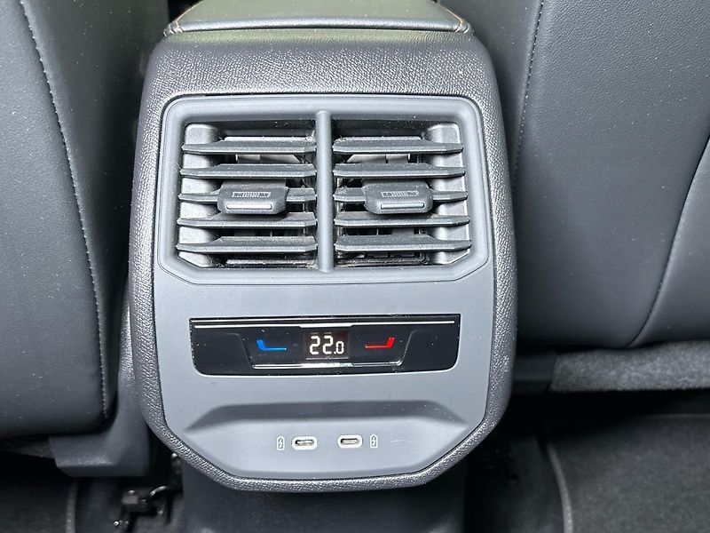 Cupra Formentor DSG - fotka 22 z 29