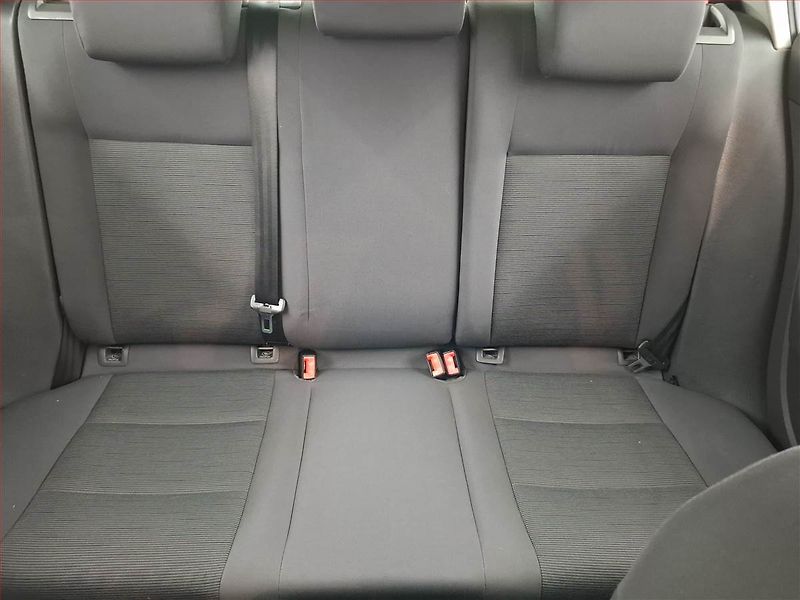 Volkswagen Golf (2007) 1.9 TDI, jezdí výborně - fotka 10 z 15