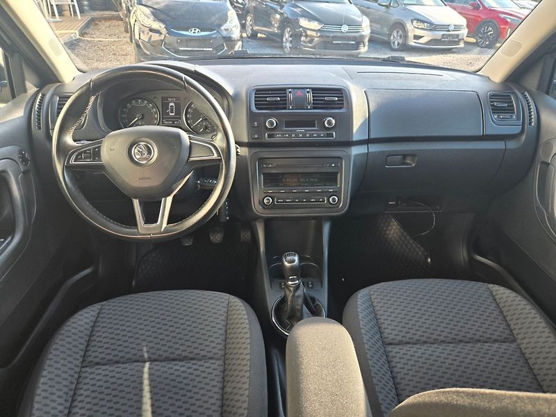 Škoda Fabia (2014) 1.6 TDI Serviska,Zimáky,TOP - fotka 16 z 29