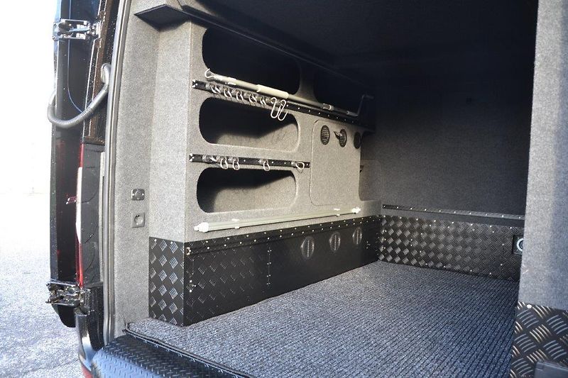 Mercedes-Benz Sprinter 319 Camper Family - fotka 28 z 51
