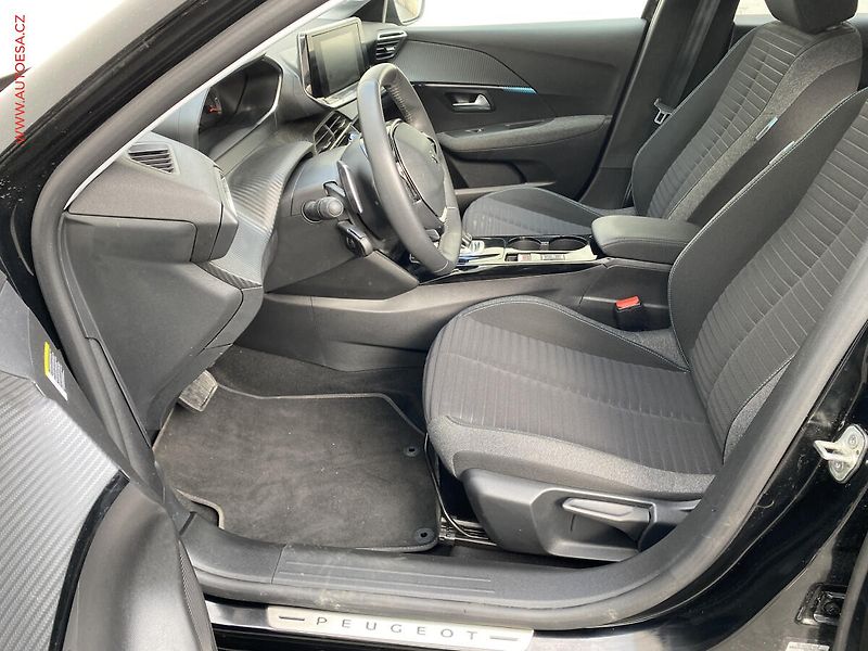 Peugeot 208 (2022) 1.2PT, Style, AT, LED - fotka 9 z 19