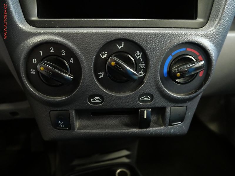 Kia Picanto (2007) 1.0 CRDi, AC - fotka 16 z 17