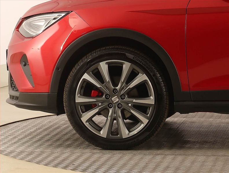 Seat Arona (2025) FR 1.0 TSI - fotka 14 z 21