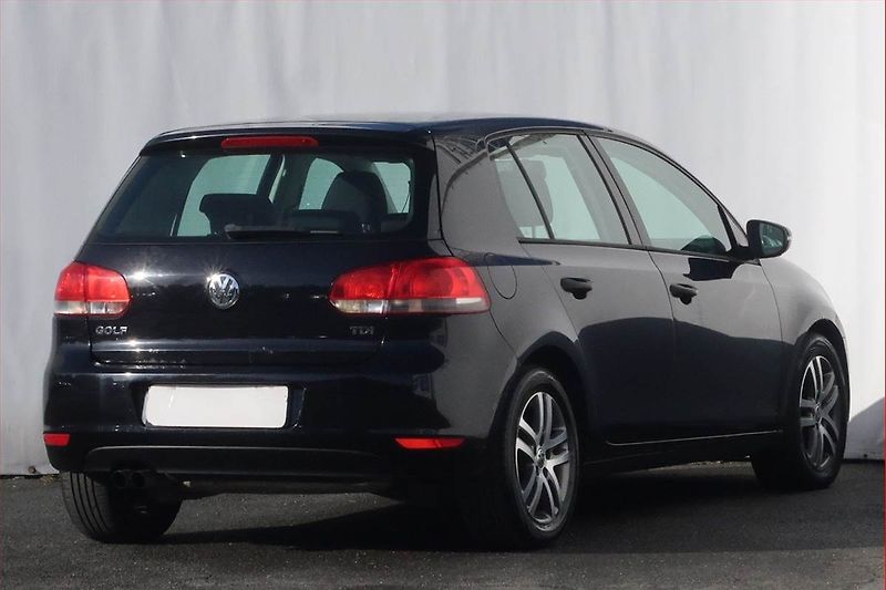 Volkswagen Golf (2009) 2.0 TDI, Serv.kniha, po STK - fotka 5 z 16