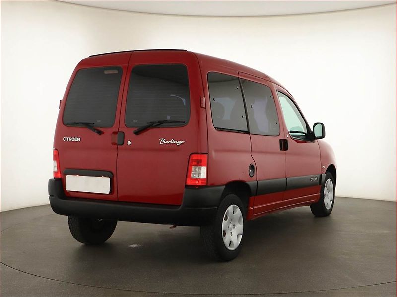 Citroën Berlingo (2011) 1.6 HDi, 5Míst, ČR - fotka 5 z 9
