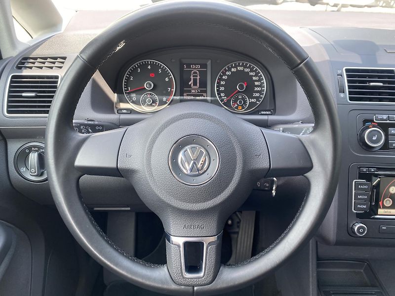 Volkswagen Touran 1.2 TSI 77kW-CLIMATRONIC-NAVI - fotka 16 z 41
