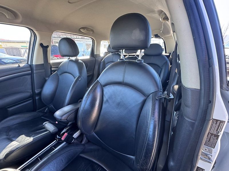 Mini Countryman (2010) ALL4 ITÁLIE 1,6 135KW TURBO - fotka 17 z 40