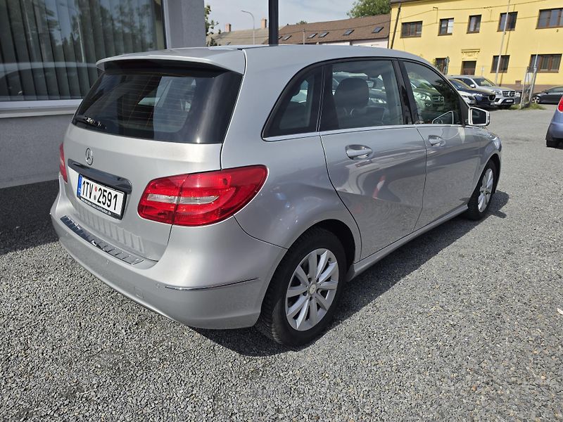 Mercedes-Benz Třídy B 180CDi Navi Parkovací senzory  - fotka 4 z 18