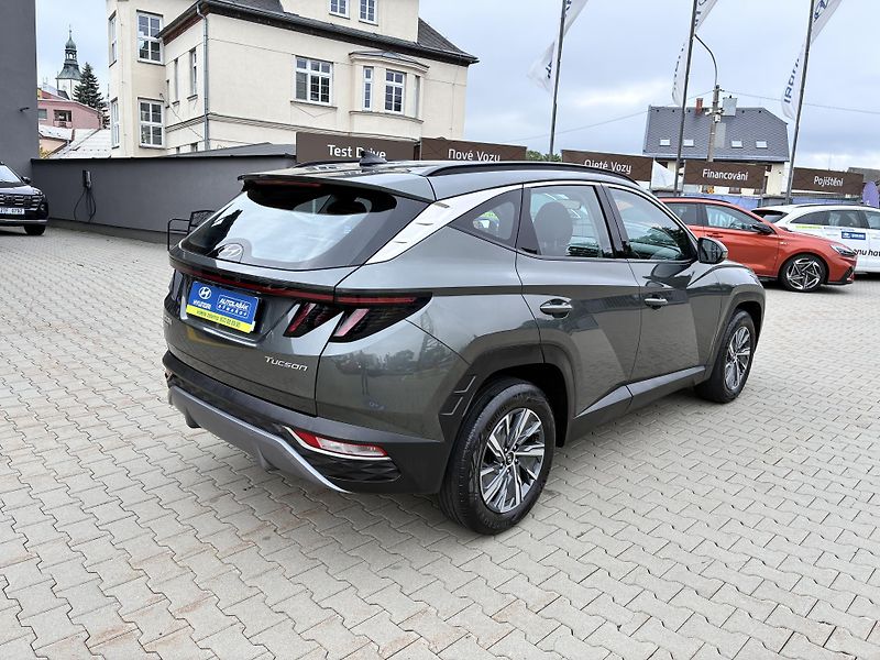 Hyundai Tucson 1.6T-GDi 110kW COMFORT - fotka 7 z 28