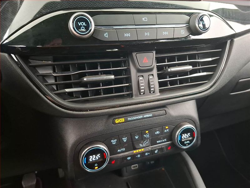 Ford Kuga (2023) ST-Line 1.5 EcoBoost - fotka 18 z 19