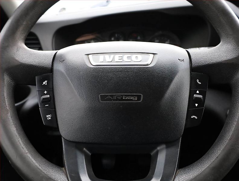Iveco Daily (2016) 3.0 HDI, Skříň, 19m3 - fotka 16 z 16