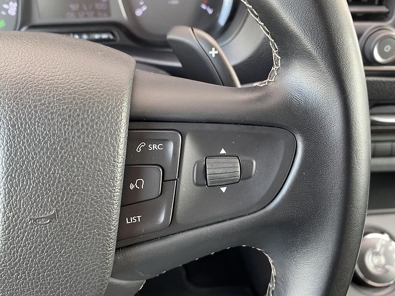 Toyota ProAce 2.0 D 130 kW AT Family - fotka 16 z 27