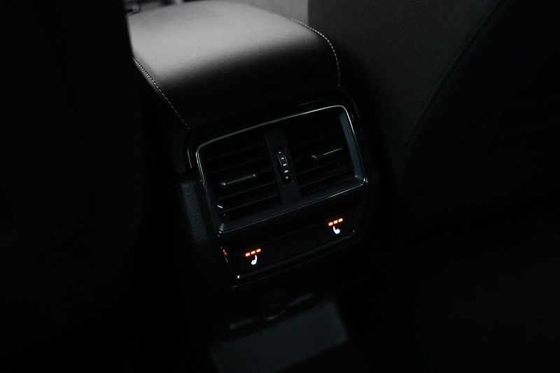 Škoda Karoq - fotka 25 z 28