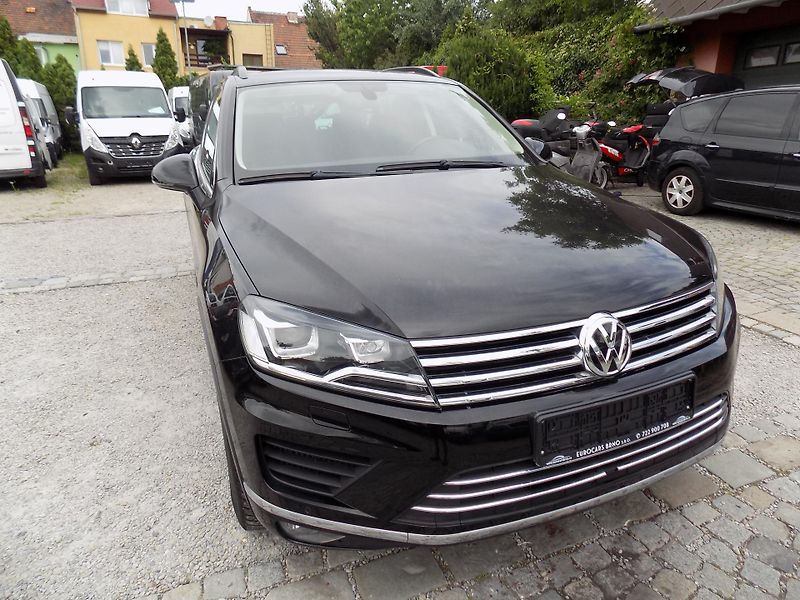 Volkswagen Touareg 3,0TDI 193 KW 4X4 DSG - fotka 4 z 51