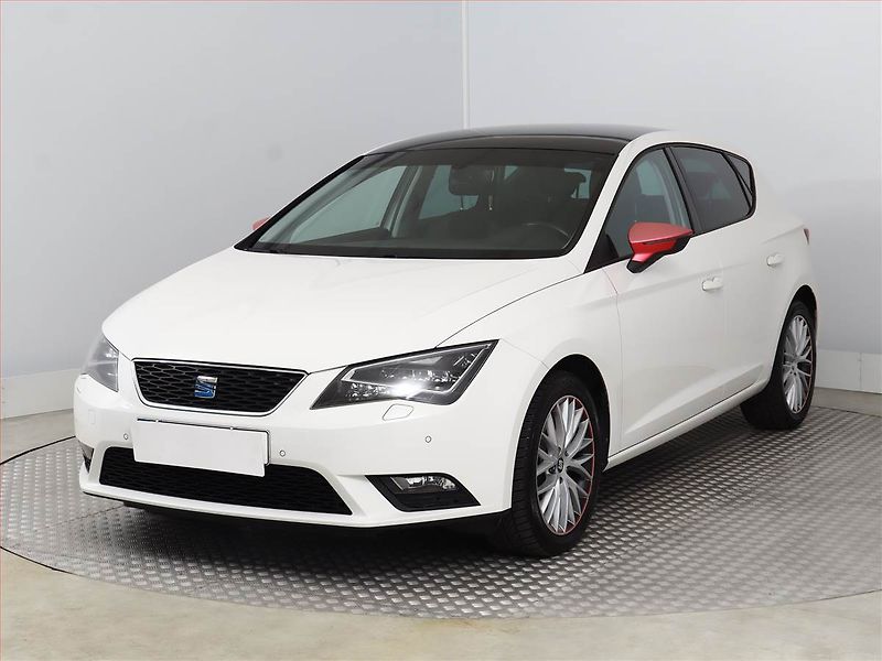 Seat Leon (2016) Style 1.2 TSI, ČR,1.maj - fotka 2 z 16