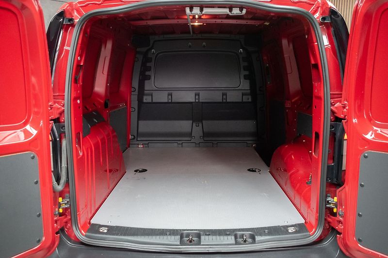 Volkswagen Caddy 2.0 TDI 4x4*2xPNEU*MAXI*DPH*ČR - fotka 31 z 34