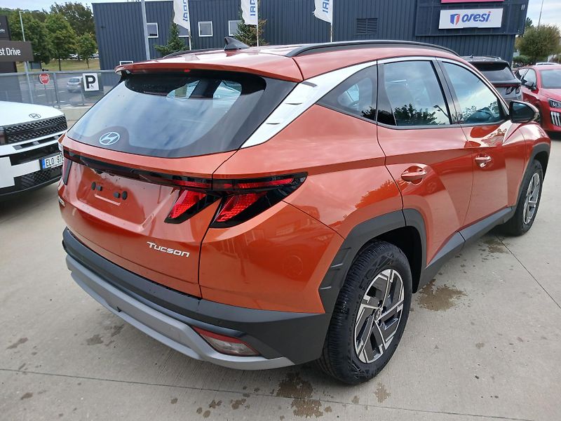 Hyundai Tucson 1,6 T-GDI SMART Nový vůz - fotka 5 z 12
