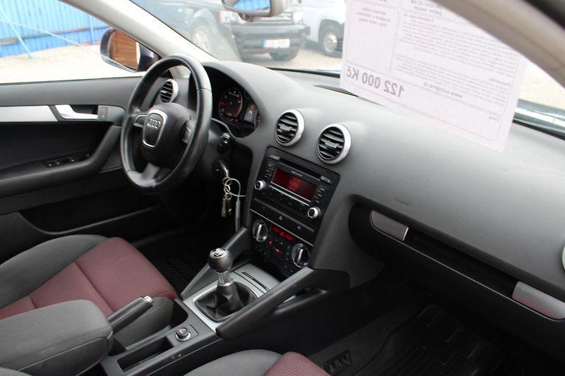Audi A3 (2009) SPORTBACK 1,4TSI KLIMA ELOKNA  - fotka 14 z 16