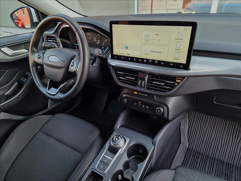 Ford Focus 1.5 TDCi Titanium, ČR, 1.Maj. - fotka 41 z 50