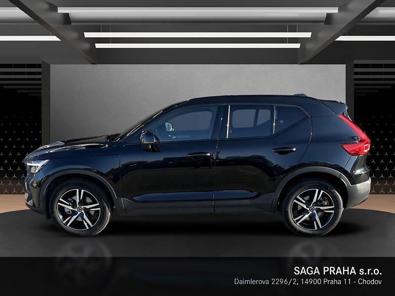 Volvo XC40 B4 Core DCT - fotka 6 z 18