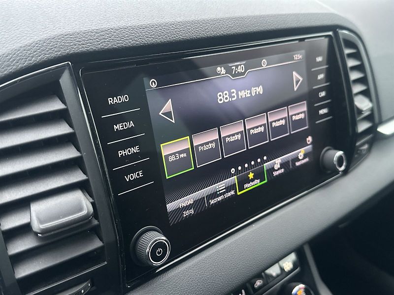 Škoda Karoq (2024) 2.0 TDI Selection Drive - fotka 14 z 34