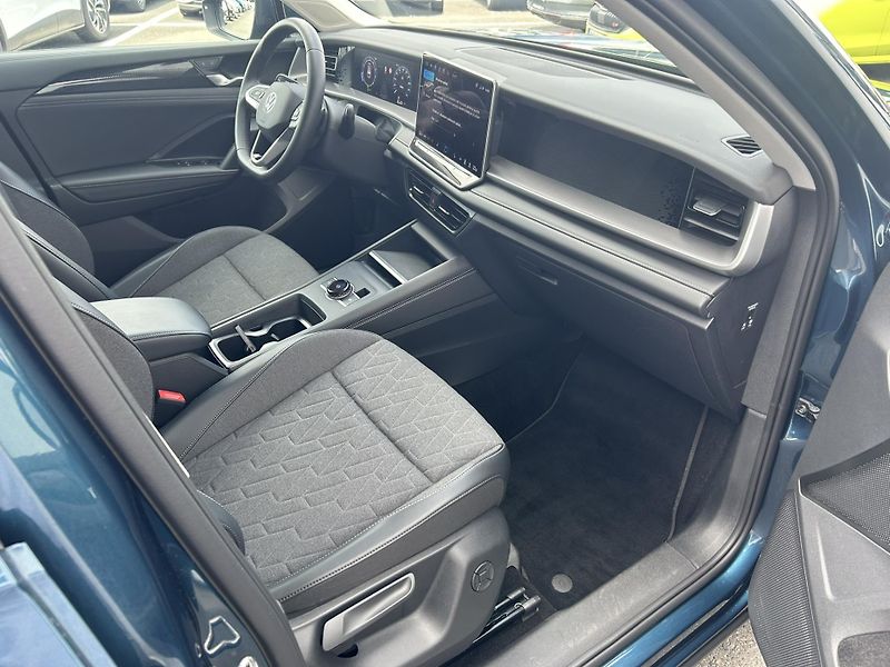 Volkswagen Tayron 1.5eTSI 110kW DSG 7 míst - fotka 5 z 25