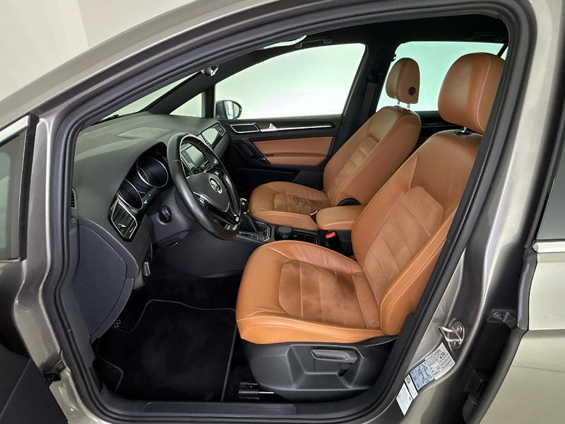 Volkswagen Golf Sportsvan Highline - fotka 7 z 28