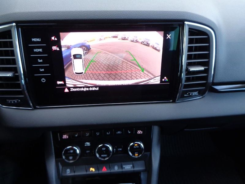 Škoda Karoq 2.0 TDI 4X4 DSG STYLE PLUS - fotka 20 z 30