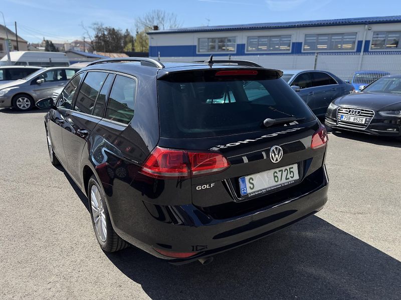 Volkswagen Golf 1.6 TDI, 81kw, CUP - fotka 2 z 9