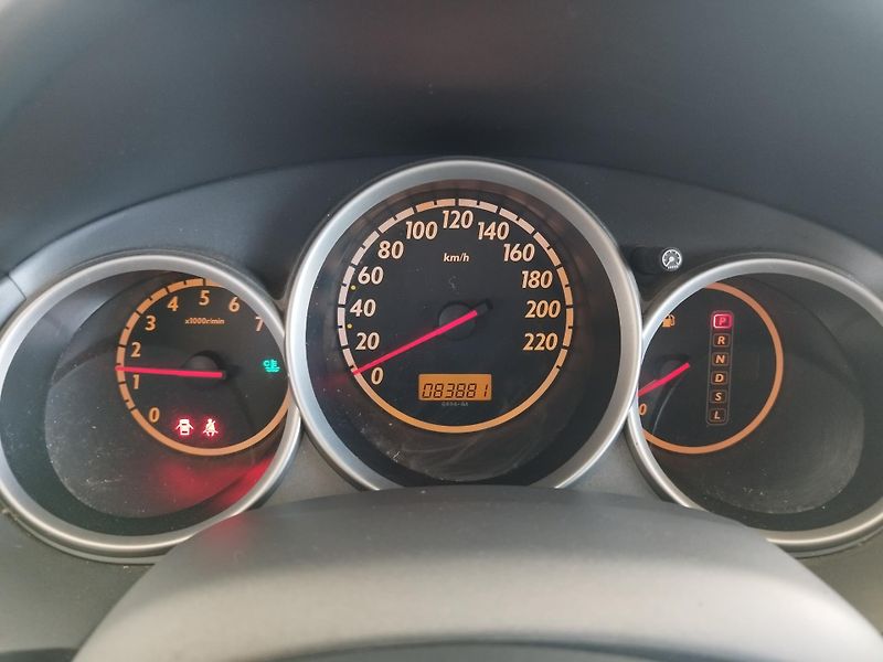 Honda Jazz (2004) 1,3i,61KW,AUTOMAT,KLIMA,ALU - fotka 21 z 26