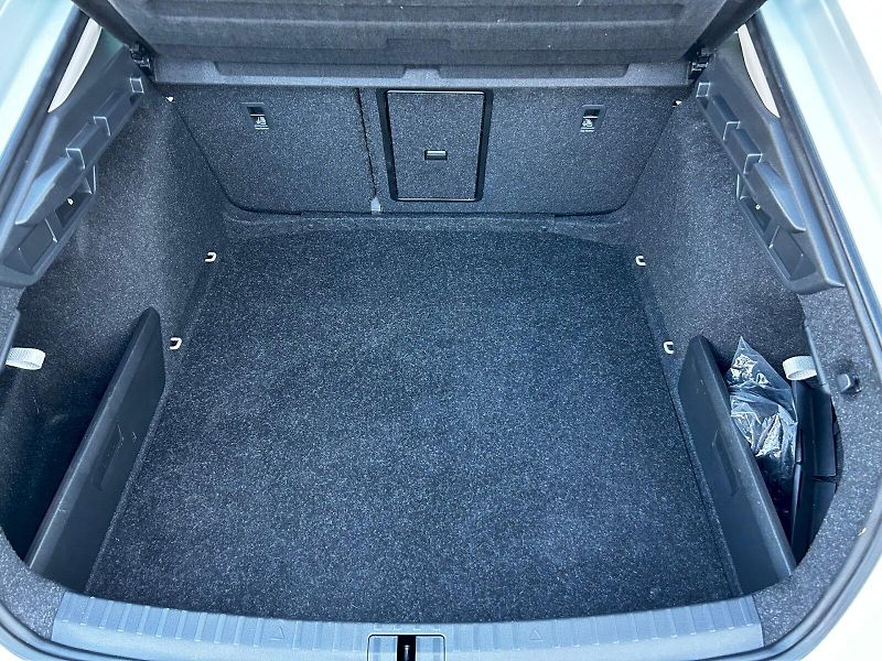 Škoda Octavia (2023) 1.5 TSI 110kW MP6 Style - fotka 32 z 35