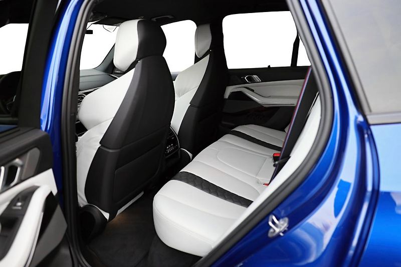 BMW X5 M - fotka 14 z 15