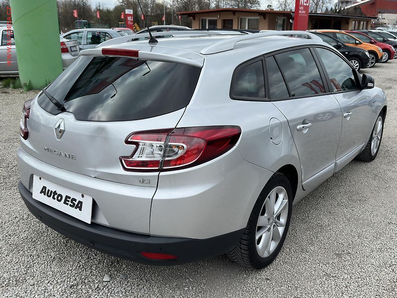 Renault Mégane (2014) 1.6dCi, ČR, AC, tempo, park - fotka 4 z 19
