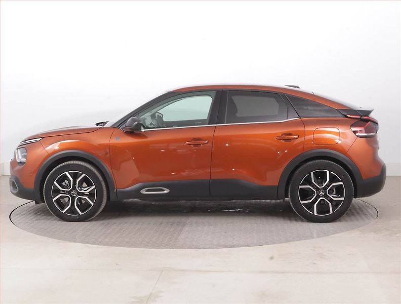 Citroën ë-C4 (2021) 50 kWh, SoH 90% - fotka 3 z 18
