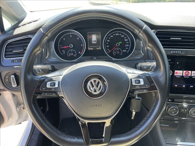 Volkswagen Golf 2,0 TDi 110kw DSG LED Radar po - fotka 14 z 39