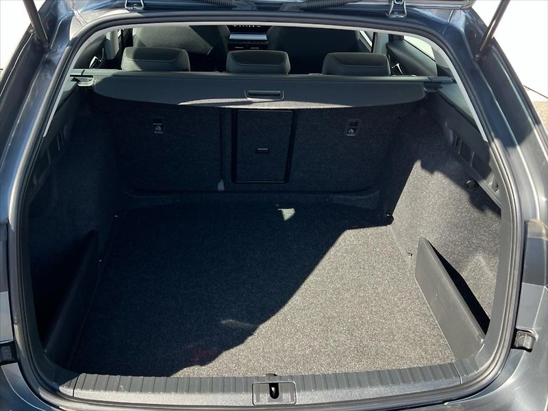 Škoda Octavia 1,5 TSi 110kW SELECTION  IV. R - fotka 14 z 25