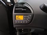 Citroën C4 Picasso (2007) 1.6 HDi, Automat, 7 míst - náhled 17