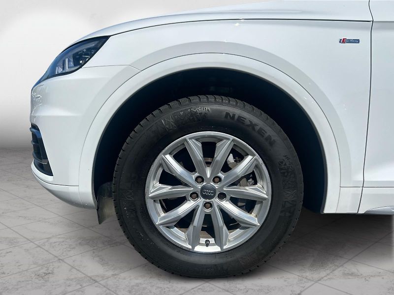 Audi Q5 2.0 TDi 140kW - fotka 9 z 27