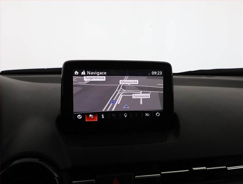Mazda CX-3 (2017) Revolution 2.0 Skyactiv-G - fotka 11 z 17