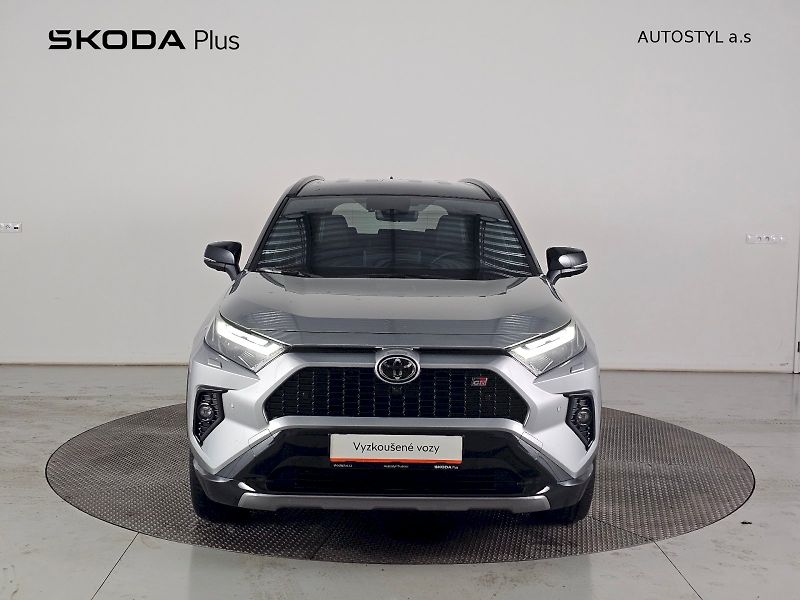 Toyota RAV4 (2025) 2.5HEV 222k 4X4 GR SPORT - fotka 4 z 29