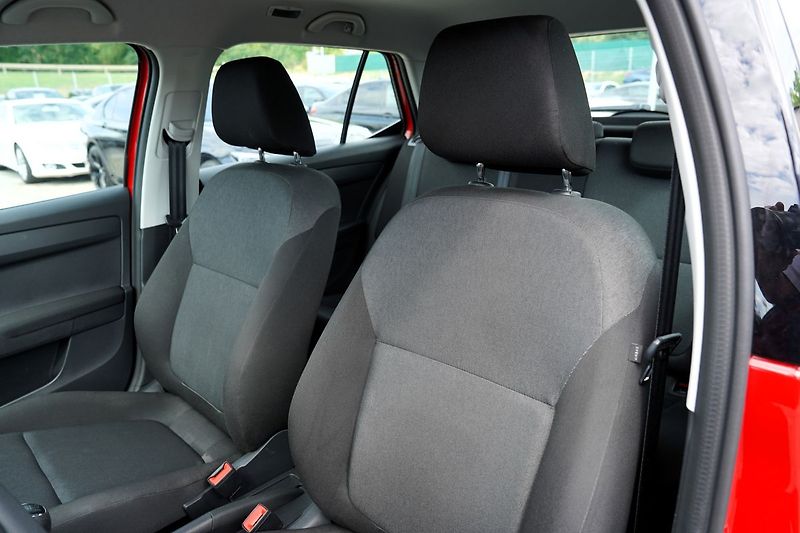 Škoda Fabia 1.0 MPI  75 PS/10.400 km !!!! - fotka 20 z 33