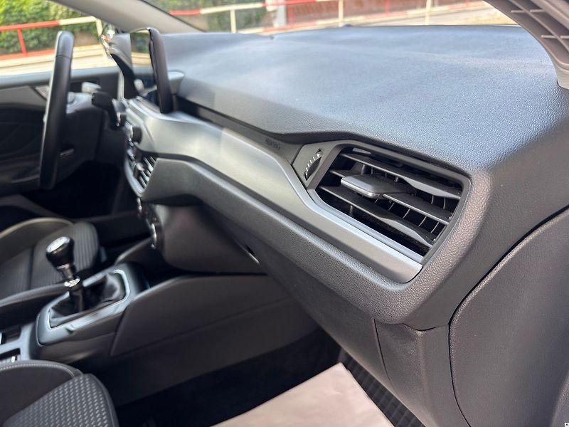 Ford Focus 1.5EB/2023/1MAJ,COOL-ZÁRUKA36 - fotka 52 z 55