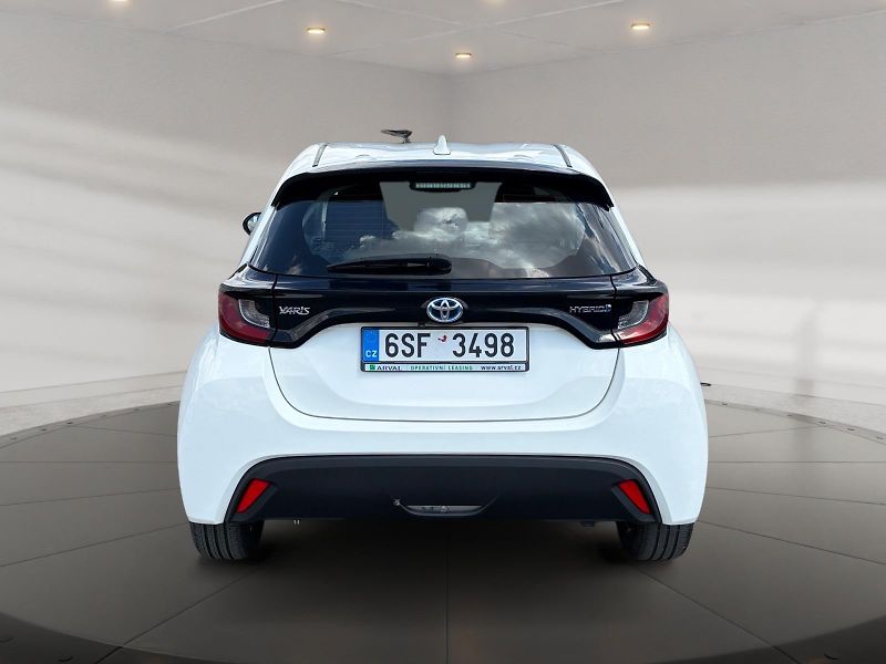 Toyota Yaris (2023) COMFORT TECH 1.5HYBRID 68kW CZ - fotka 5 z 11