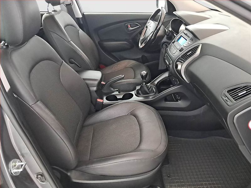 Hyundai ix35 (2015) 1.7 CRDi, ČR,1.maj, Tempomat - fotka 9 z 18