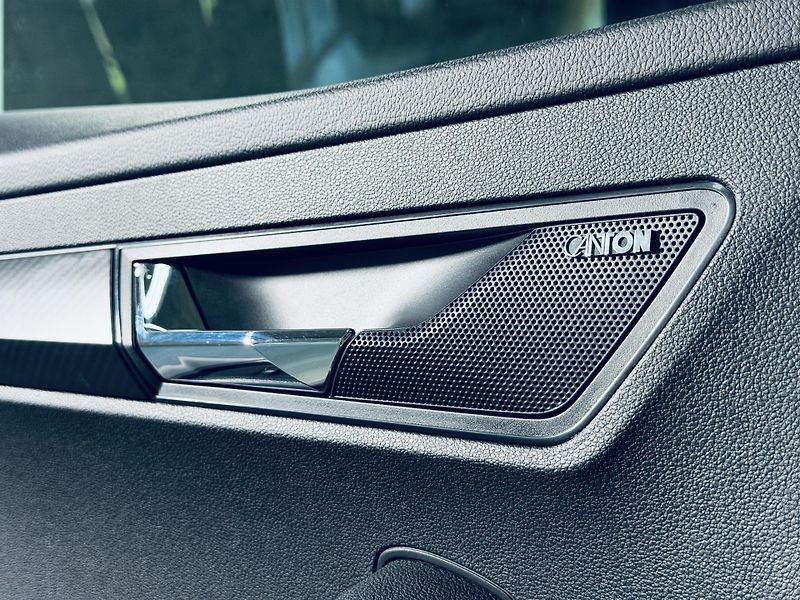Škoda Karoq (2025) 1.5TSI*SPORT*360*5.LET.ZÁR - fotka 15 z 42