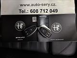 Alfa Romeo Stelvio VELOCE 206kW Q4 PANO TAŽNÉ R21 - náhled 43
