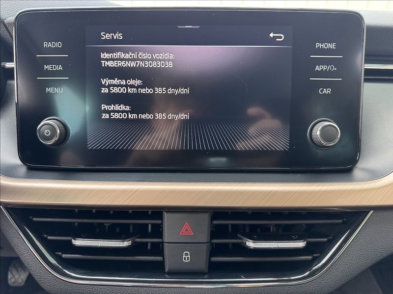 Škoda Scala 1,0 TSI STYLE DPH 1.maj. ČR - fotka 42 z 50