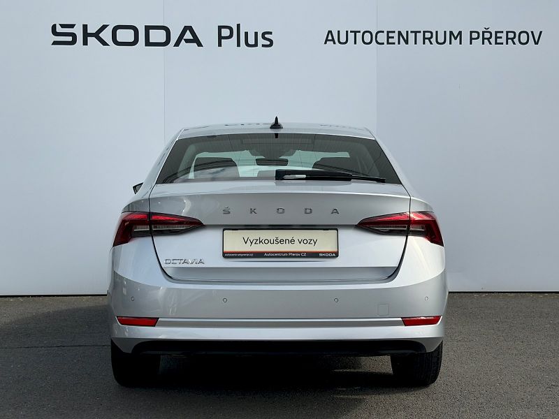 Škoda Octavia (2021) 2.0 TDI 85kW Ambition Plus - fotka 33 z 35