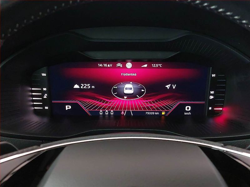 Škoda Karoq (2023) Sportline 1.5 TSI - fotka 9 z 21
